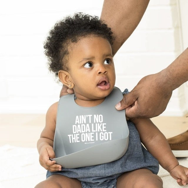 Ain’t No Dad Wonder Bib