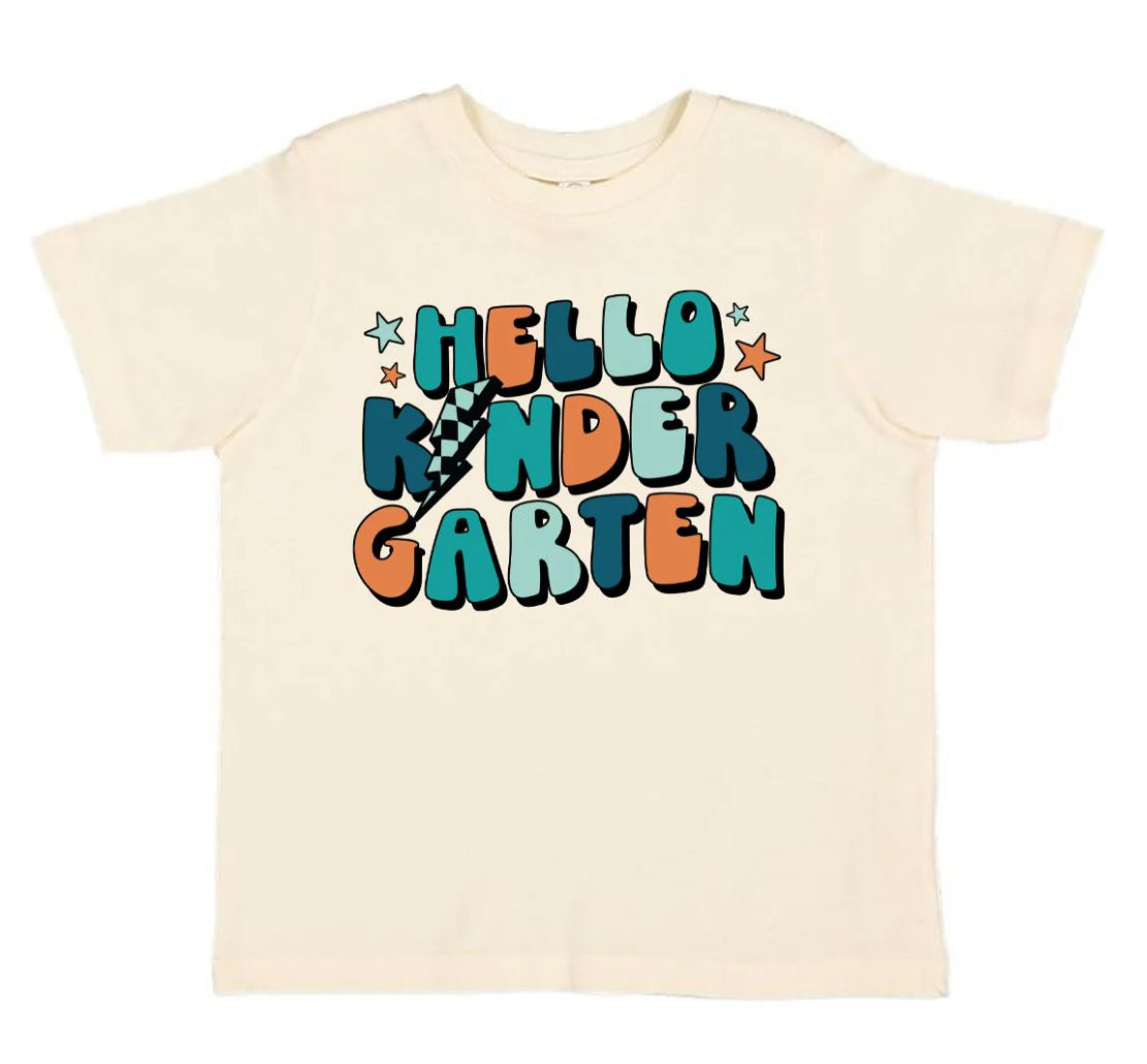 HELLO KINDERGARTEN SHORT SLEEVE T-SHIRT - NATURAL